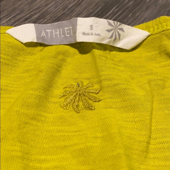 Athletes shirt - Picture 3 of 3